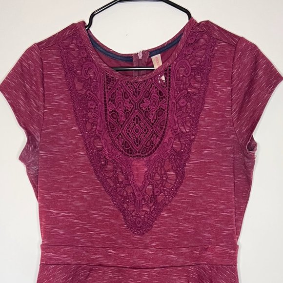 Xhilaration Fit and Flare Dress Crocheted Yoke Marled Fabric Hidden Zip Size L - Picture 1 of 4